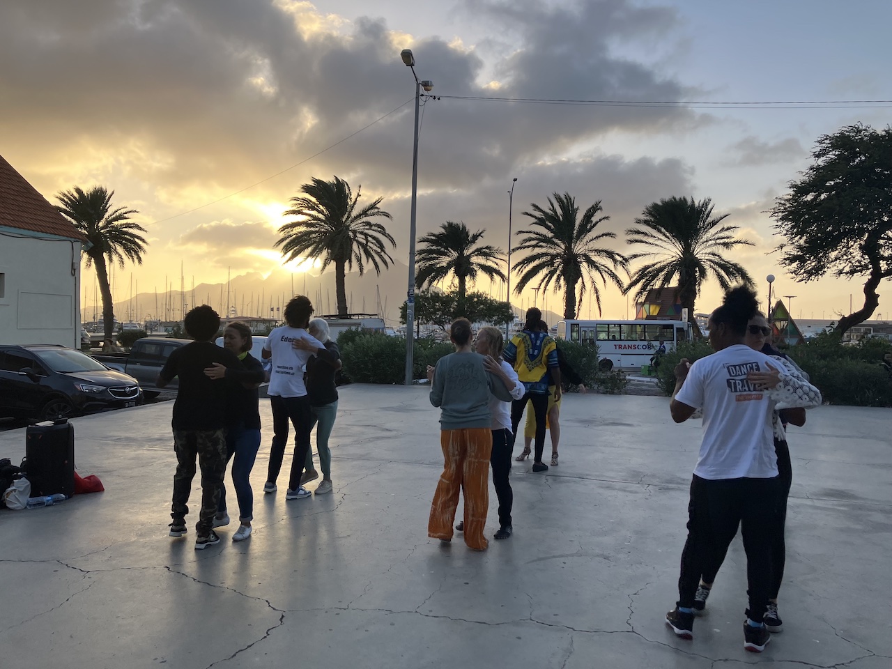 Kizomba Workshop in Mindelo auf dem Hauptplatz